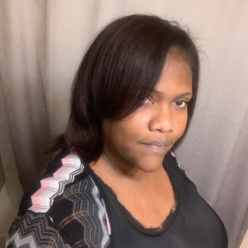 Meet your Posher, Pam